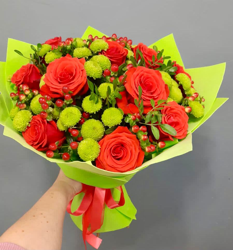 Букет признание в Батайске Букет цветов из: Хризантемы и Розы в Батайске