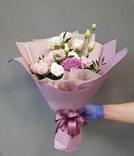 Букет цветов из:  Розы и Лизиантусы в Батайске