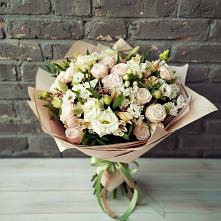 Букет цветов из:  Альстромерии, Розы и Хризантемы в Батайске