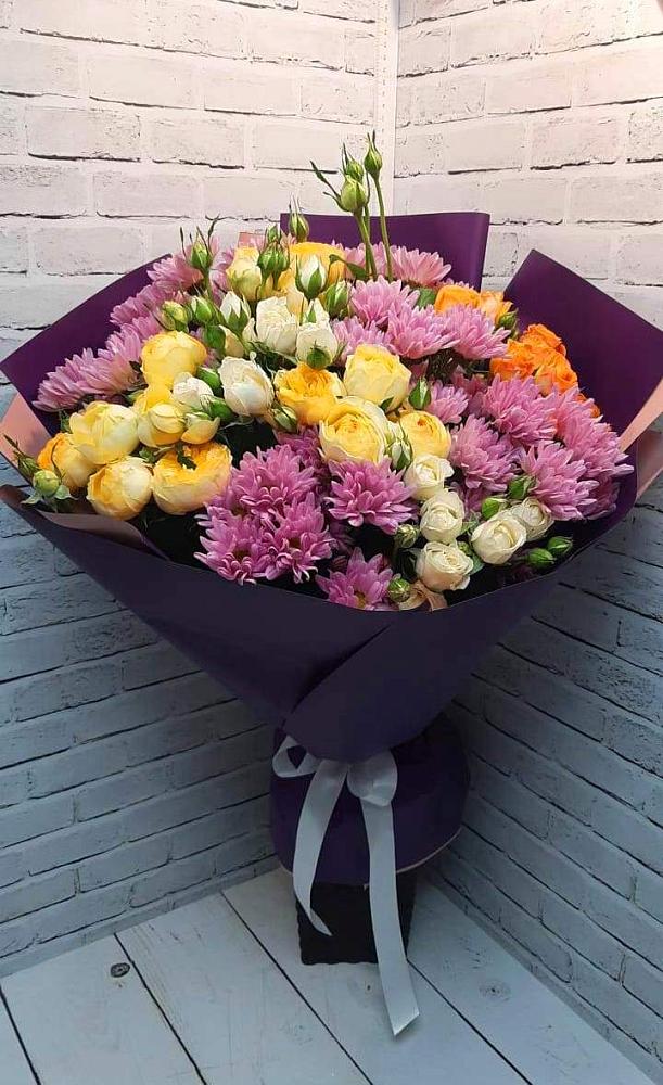Букет цветов из: Хризантемы и Розы в Батайске