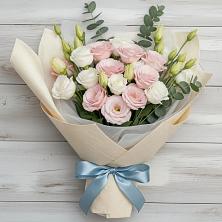 Букет шампанское в Батайске Букет цветов из:  Лизиантусы в Батайске