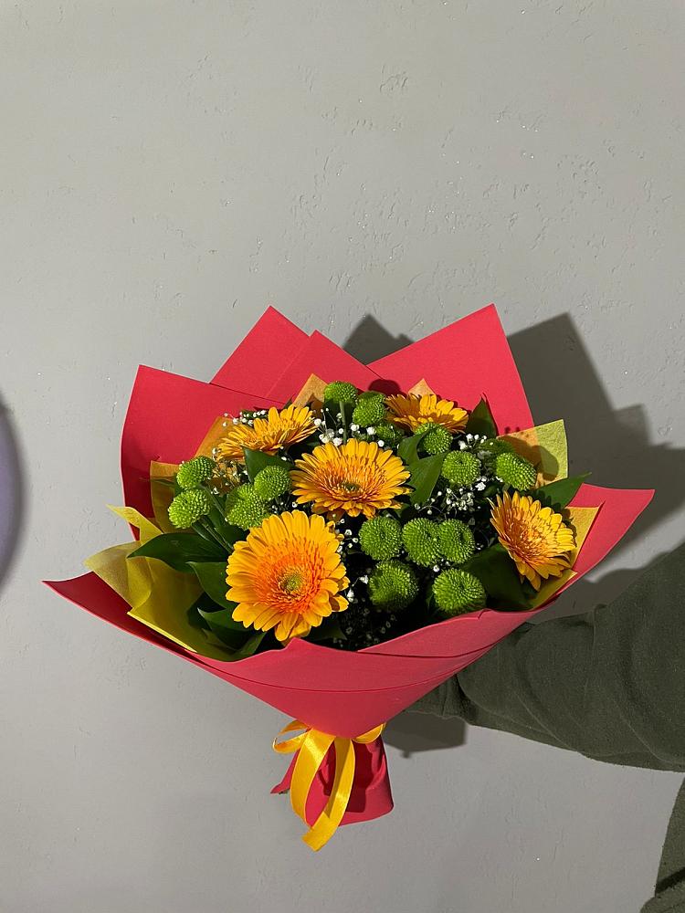 Букет цветов из: Герберы и Хризантемы в Батайске