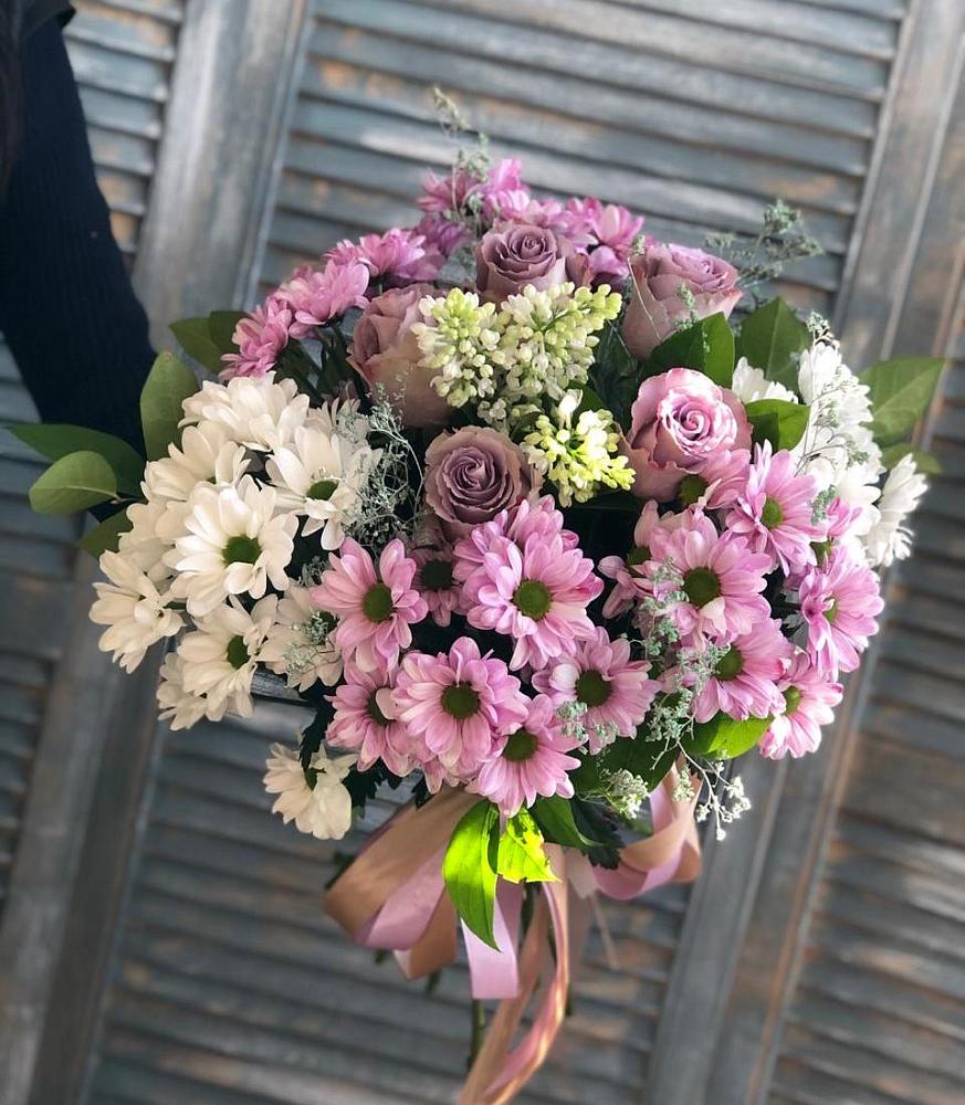 Букет Цветочный шарм в Батайске Букет цветов из: Хризантемы и Розы в Батайске