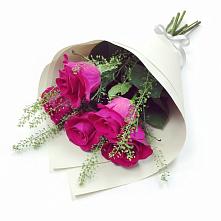 Букет цветов из:  Розы в Батайске