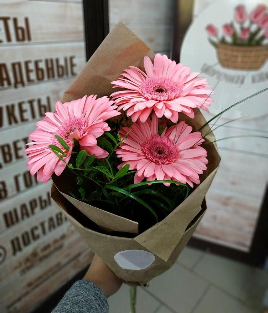 Букет розовое трио в Батайске Букет цветов из: Герберы в Батайске