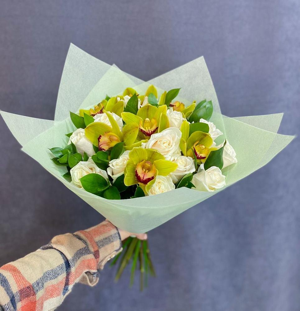 Букет лимончелло в Батайске Букет цветов из: Орхидеи и Розы в Батайске