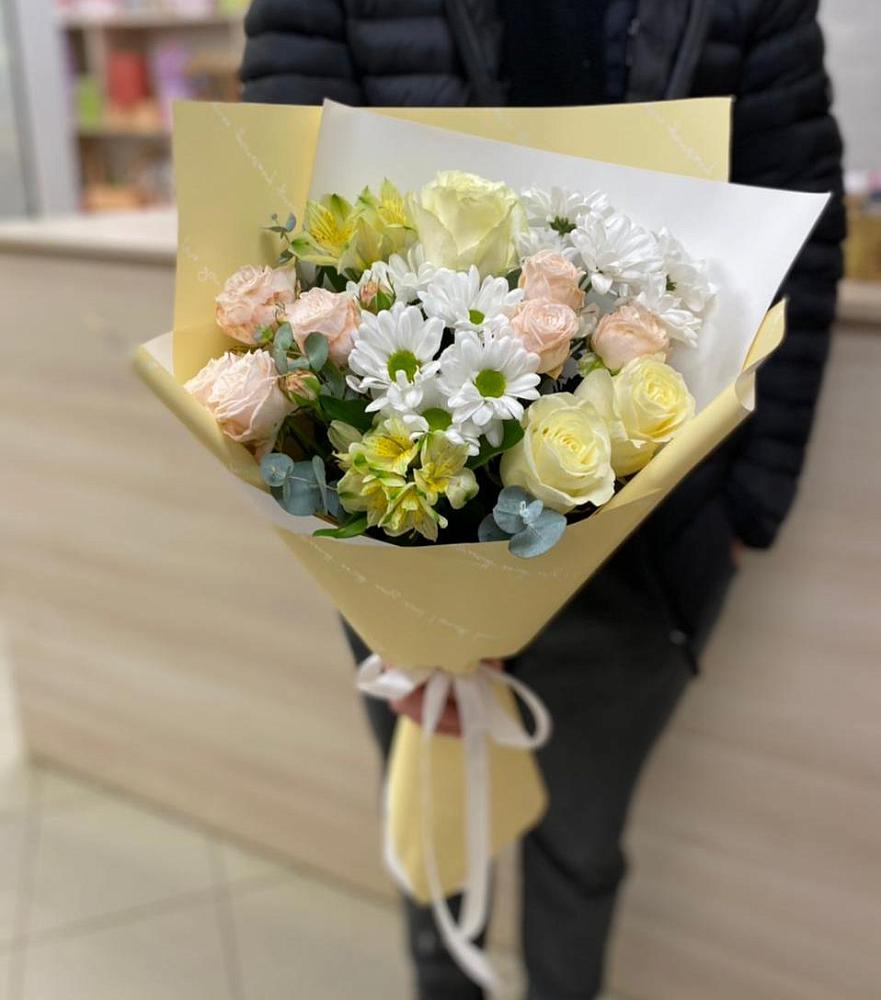 Букет Сладкое лето в Батайске Букет цветов из: Альстромерии, Розы и Хризантемы в Батайске