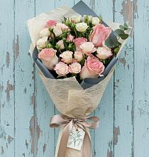 Букет цветов из:  Розы #REPLACE_PRED# Батайске